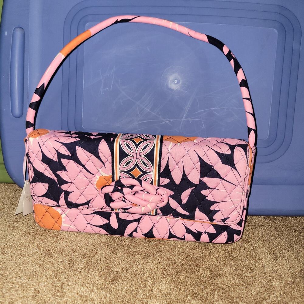 Vera Bradley Knot Just a Clutch Loves Me Pink Navy Orange Daisy‎ Purse Handbag